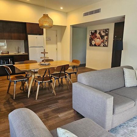 Altitude On Montville Bagian luar foto A typical apartment at the Village
