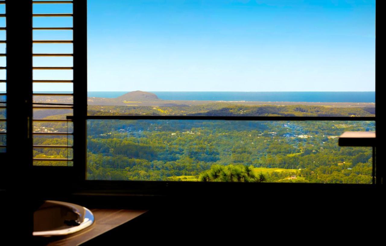 Altitude On Montville Bagian luar foto View from the window of a house in the village