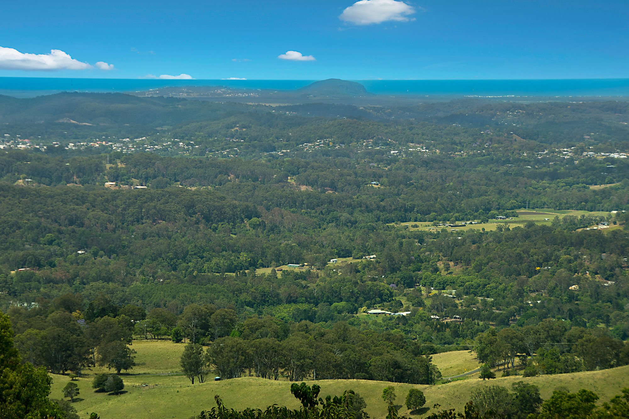 Altitude On Montville Bagian luar foto View from the summit of Mount Coolum